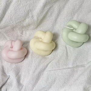 Bougie personnalisable de haute qualité, forme unique et spéciale, pour les amateurs d'éclairage - Product Image 3