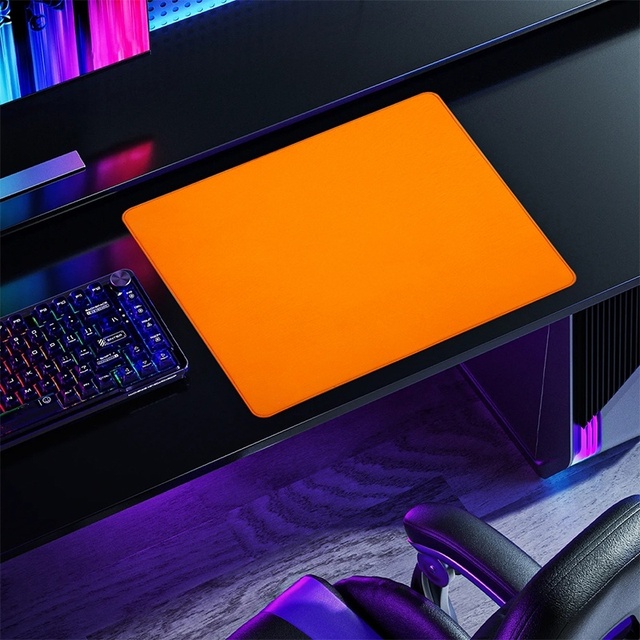 Smooth Cloth Control Surface Gaming Mouse Pads Water Resistant Coating Non-Slip Poron Foam Base Gaming Speed Esport Mousepad