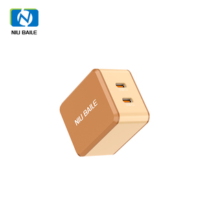 <span class=keywords><strong>Chargeur</strong></span> mural USB Type-C double port 45W GaN avec charge rapide PD 3.0, design pliable, respectueux de l'environnement et protection ignifuge - Product Image 2