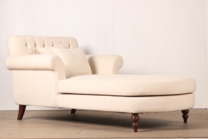 Sofá Cama Chaise Longue de Tres Plazas de Madera de Caoba Moderna con Acabado Beige para Mayor Comodidad en Sala de Estar o Dormitorio - Product Image 4