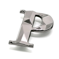 Étiquette métallique personnalisée en alliage de zinc, découpée sur mesure, avec logo 3D gaufré, pour sacs de vêtements, plaque métallique de marque, forme personnalisée, en rouleau
