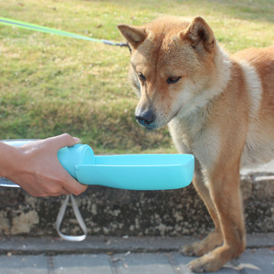 Portable Pet Water Bottle 300ml 550ml Pink <b>Plastic</b> Foldable Dog Cat Travel <b>Mug</b> Cup Drinker Outdoor Use - Product Image 3