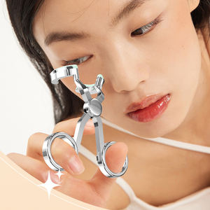 Strumenti di Qualità per l'Applicazione di Lenti a Contatto, Compatti, Portatili, Morbidi e Confortevoli, Accessori Facili da Indossare Incluso Piegaciglia - Product Image 6