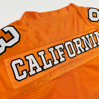 Camiseta de Fútbol Corta para Adultos al por Mayor ODM, Tejido de Malla Brillante, Diseño de Parches, Bordado Personalizado de Alta Calidad con Nombre del Equipo, Transpirable