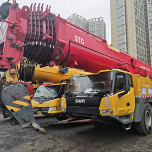 Grúa sobre Camión SANY 300T 2024, Potente y Versátil, con Retracción Rápida y Oscilación Hidráulica, para Proyectos de Reubicación de Fábricas - Product Image 1