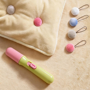 Quilt Fastener Universal Comforter <b>Clip</b> Safety Pin For Thick And Thin Quilts Plastic Convenient Garment <b>Clips</b> - Product Image 2