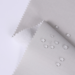 Nhà Máy Bán buôn tùy chỉnh không thấm nước 100% polyester 150D Ripstop nhiều lớp với vải không dệt - Product Image 1