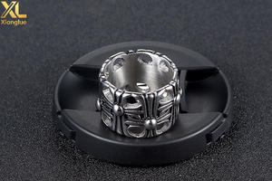 Bague Croix Streetwear plaquée or 18 carats, style rétro punk unisexe, design classique rond avec pierre tombale et croix - Product Image 6