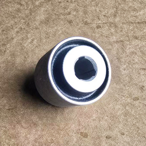 Silentbloc de bras de suspension arrière Jeep Wrangler 51945319 52025628 68246753AA en acier au manganèse – Pièce de rechange - Product Image 3