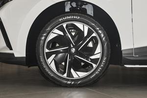 2025 MG Mulan EV 520Km New Energy Mini véhicule électrique à hayon Structure de carrosserie avec type de carburant <span class=keywords><strong>hybride</strong></span> en stock en Chine - Product Image 5
