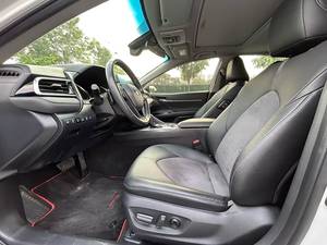 Toyota Camry Usata a Benzina Economica, Senza Incidenti, Berlina 5 Posti in Vendita - Product Image 4