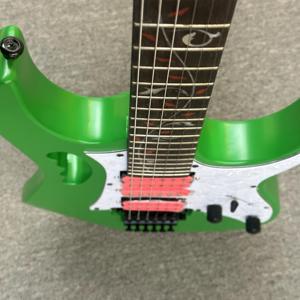 Grüne 6-Saitige Steve-Vai E-Gitarre mit Mahagoni-Korpus, Inlay mit Blumenmuster, Goldener HSH-Hardware, Neu, Kostenloser Versand - Product Image 3