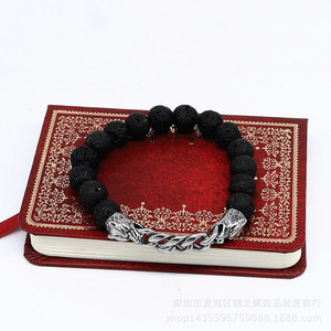 Yunnique – Bracelet en pierre volcanique perlée pour hommes, tête de loup, chaîne en acier inoxydable de 10mm, bijoux cadeau - Product Image 5