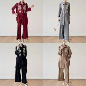 Conjunto de 2 Piezas de <span class=keywords><strong>Ropa</strong></span> para Mujer, Talla Grande, Primavera-Verano, Color Sólido, Top y Pantalón Plisados, Talla Única, Estilo Musulmán, Modesto e Informal - Product Image 4