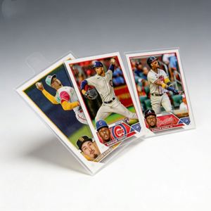 Ensemble de cartes à collectionner de baseball Topps, mettant en scène des lanceurs et des frappeurs en poses dynamiques, design classique, matériau papier, taille 7 pouces - Product Image 5