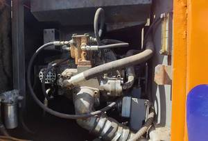 ขายด่วน รถขุดฮิตาชิ EX200 มือสอง แท้ 20 ตัน เครื่องยนต์ดีเซล อีซูซุ เกียร์คุณภาพดี ระบบไฮดรอลิกเชื่อถือได้ เครื่องจักรพร้อมใช้งาน - Product Image 6