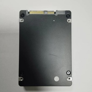 MZILT3T8HBLS-00007 <span class=keywords><strong>SDD</strong></span> PM1643a 3.84T <span class=keywords><strong>SAS</strong></span> 12 Go - Product Image 2