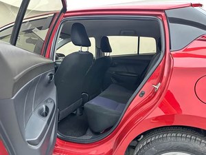 <span class=keywords><strong>YARiS</strong></span> L <span class=keywords><strong>2014</strong></span> 1.5L Automatique Version Dynamique Économe en Carburant Intérieur Personnalisable avec Garantie d'un an - Meilleures Ventes - Product Image 4