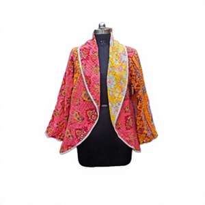 Veste style bohème à revers contrastant avec imprimé cachemire, manches chauve-souris, coupe ample, utilisable toute l'année, design brodé à la main - Product Image 1