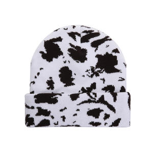 Nueva moda invierno cálido Beanie <span class=keywords><strong>vaca</strong></span> impresión hombres mujeres sombrero de punto 100 acrílico puños Beanie con logotipo personalizado - Product Image 5