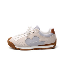Nouvelles baskets légères en cuir microfibre souple à talonnette rehaussante pour hommes et femmes 2025