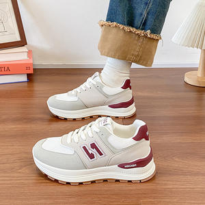 Sepatu Kasual Nyaman Sol Tebal Musim Panas 2025 Grosir Pabrik untuk Wanita - Product Image 1