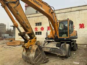 Pelle multifonction sur chenilles originale de la Corée Hyundai 210 d'occasion à haut rendement Hyundai en bon état en vente - Product Image 4