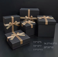 Boîte-cadeau tasse isolée noire avec couvercle pour ordinateur portable vêtements aromathérapie écharpe emballage vide boîte en matériau recyclé pour portefeuille