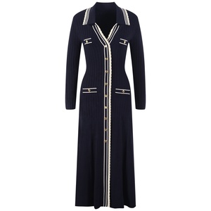 Abito Basic da Donna con Scollo a V, Lavorato a Maglia, Elegante, a Maniche Lunghe, Aderente, Primavera Autunno 2026, Moda Streetwear - Product Image 1