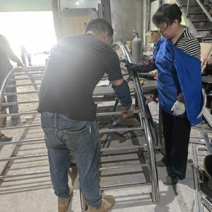 Moderno esterno in acciaio inox asta del tubo balaustra facile installazione <span class=keywords><strong>per</strong></span> le ville ringhiera del <span class=keywords><strong>balcone</strong></span> <span class=keywords><strong>corrimano</strong></span> del <span class=keywords><strong>balcone</strong></span> <span class=keywords><strong>corrimano</strong></span> - Product Image 5