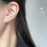 Orecchini a lobo minimalisti con testa di toro a 4 punte in oro bianco 18K con diamanti coltivati in laboratorio, orecchini raffinati, orecchini con diamanti, orecchini in oro