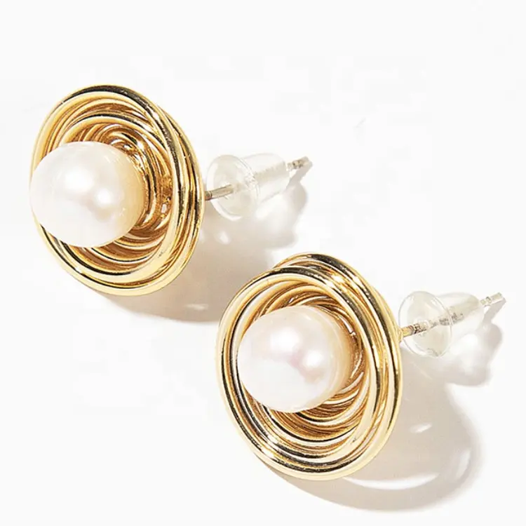 Dropshipping 18k Gold Stud Pearl Fashion Women Luxury Earings Brand Designer Inspired Piercing Jewelry For Women