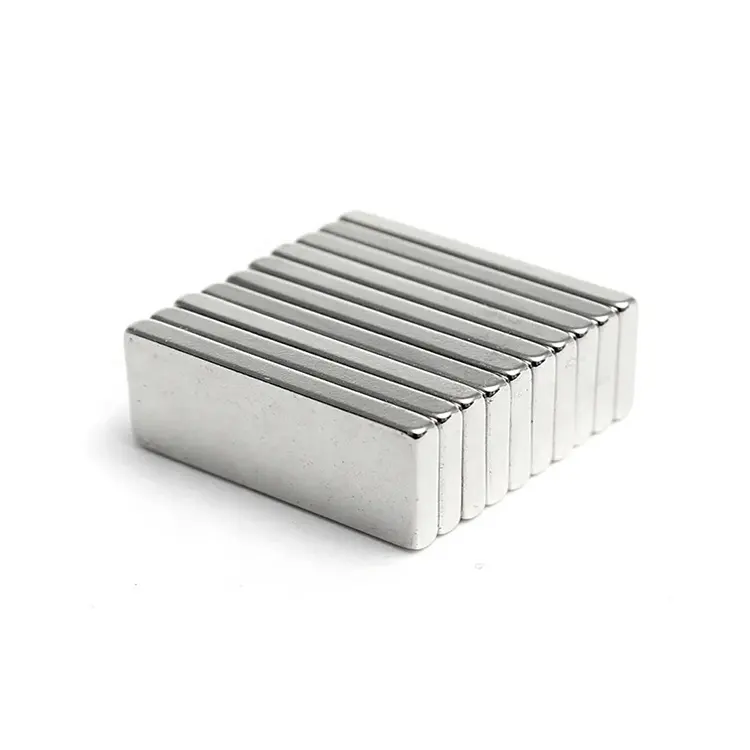 N52ネオジム磁石超強力磁性材料カスタム磁石丸型ディスクリングブロック磁石