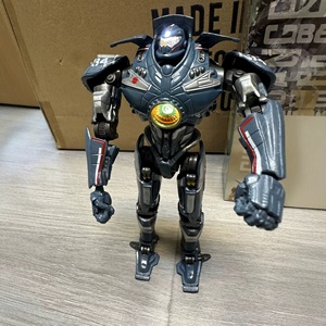 NECA <span class=keywords><strong>Action</strong></span> <span class=keywords><strong>Figure</strong></span> Modello Unità Luminosa Elettroplaccata Scala <span class=keywords><strong>1</strong></span>:12 in Plastica con Accessori in Scatola - Product Image 4