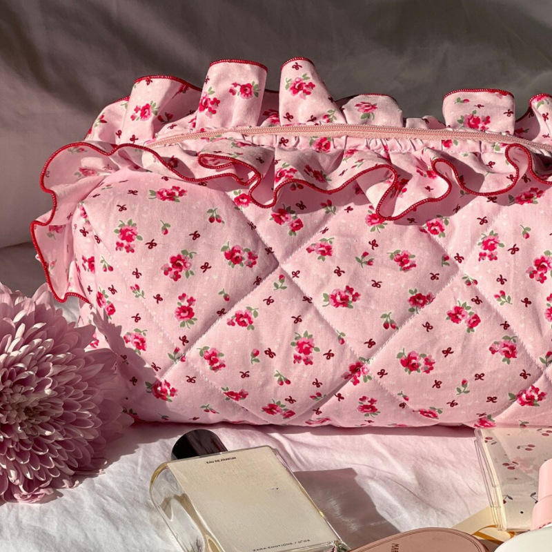 Wholesale Lace Makeup Bag Girly Heart Full Lipstick Storage Bag Bright  Flower Toiletry Bag