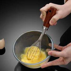 Batidor Manual Dorado de Acero Inoxidable, Herramienta para Repostería, Apto para Lavavajillas, Hecho en Jieyang - Product Image 3