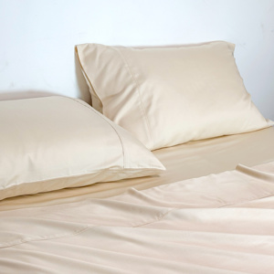 Ensemble de housse de couette et de draps en tissu 100% bambou 300T antibactérien et éco-doux pour les personnes qui ont chaud pendant leur sommeil - Product Image 1