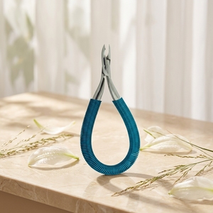 Coupe-cuticules en acier inoxydable arc-en-ciel, ciseaux pour peaux mortes, outil de manucure professionnel, qualité durable - Product Image 4