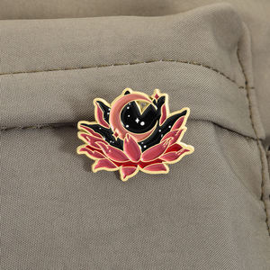 आकाशीय कमल फूल के तामचीनी पिन स्टारी चंद्रमा और सूर्य धातु ब्रोच लैपल बैज दोस्तों थोक के लिए गहने उपहार - Product Image 3