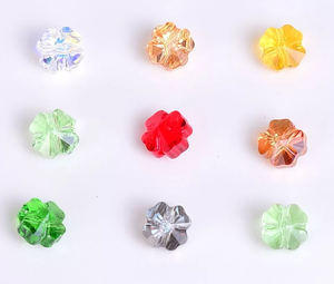 Cristal <span class=keywords><strong>Swarovski</strong></span> 5752 en forme de trèfle fournitures de fabrication de <span class=keywords><strong>bijoux</strong></span> de haute qualité bricolage élégant colliers de mariage mariées avec touche romantique - Product Image 1