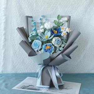 Cadeaux d'affaires promotionnels, arrangement floral en coton crocheté personnalisé, bouquet tricoté à jamais - Fait à la main, respectueux de l'environnement - Product Image 4