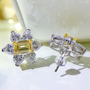 Eleganti Orecchini a Perno con Fiore in Pietra Gialla per Donne, Orecchini Floreali Scintillanti, Gioielli da Sera e da Sposa, Vendita all'Ingrosso - Product Image 3