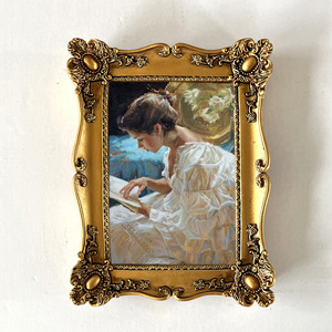 <span class=keywords><strong>Cornice</strong></span> per Quadri in Resina <span class=keywords><strong>Dorata</strong></span> Anticata con Motivo Floreale Intagliato, Espositore da Tavolo per Dipinti a Olio e Decorazione da Parete - Product Image 6