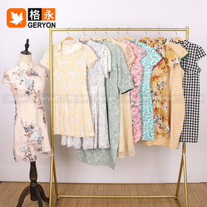 Geryon Vintage venta al por mayor Cheongsam Qipao Pakaian Bekas vestido largo chino mezclado a granel ropa <span class=keywords><strong>usada</strong></span> Chipao para mujeres pacas - Product Image 4