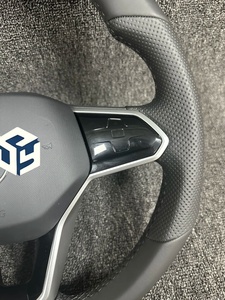 Volant de voiture en cuir personnalisé pour <span class=keywords><strong>Volkswagen</strong></span> <span class=keywords><strong>Golf</strong></span> <span class=keywords><strong>4</strong></span> 5 6 6r 7 7r 7.5 8 R POLO GTI GTD MK4 MK8 MK7 MK6 MK5 MK7 Mk8 Scirocco - Product Image 4
