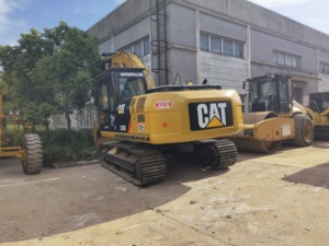 รถขุดตีนตะขาบแคตเตอร์พิลลาร์ CAT 320D มือสอง ราคาถูก น้ำหนัก 21 ตัน รถขุดตีนตะขาบแคตเตอร์พิลลาร์มือสองสำหรับขาย - Product Image 6