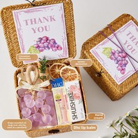 Coffret Cadeau Savon Artisanal Huile d'Olive Laurier en Forme de Raisin Hydratant, Rafraîchissant et Contrôle du Sébum – Idéal Anniversaire ou Hôtesse