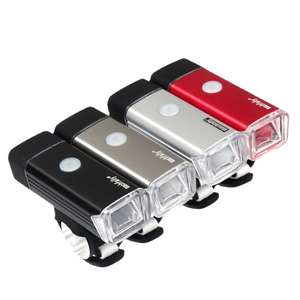 Nouveau phare LED de cavalier de nuit en alliage d'aluminium de lumière de vélo d'USB pour l'équipement de cyclisme d'éclairage avant et arrière - Product Image 1