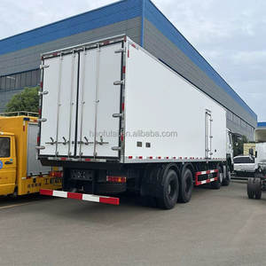 Semirremolque de Transporte de Cadena de Frío Howo 6X4 en Oferta, con Carga Refrigerada, Construcción de Acero, Capacidad de Carga de 60 Toneladas - Product Image 1