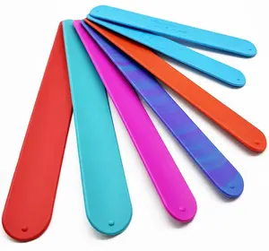 Factory Hot Sale Good Quality Silicone Slap Band Rubber Clap Circle Wristband
